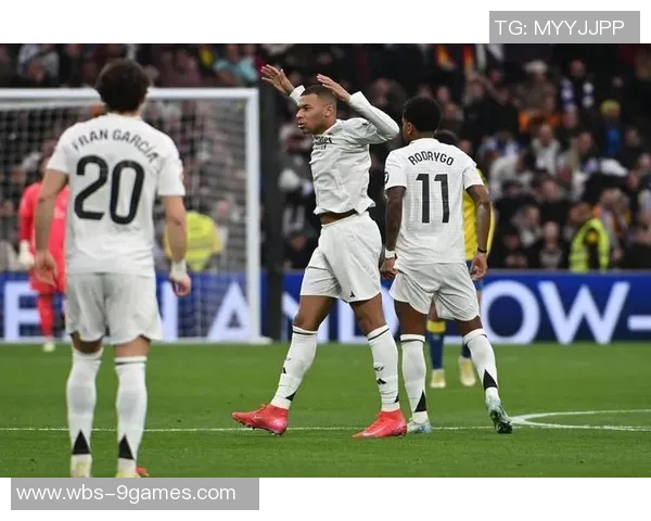 地上足球:皇马预定四大皆空!